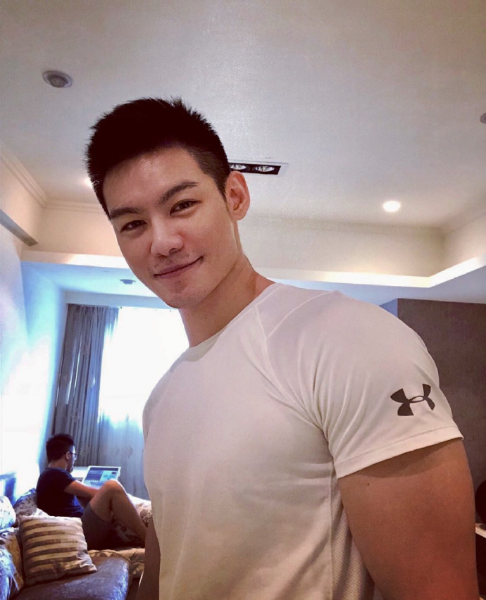 中国台湾肌肉帅哥 来自台北的185的小鲜肉-大壹博客