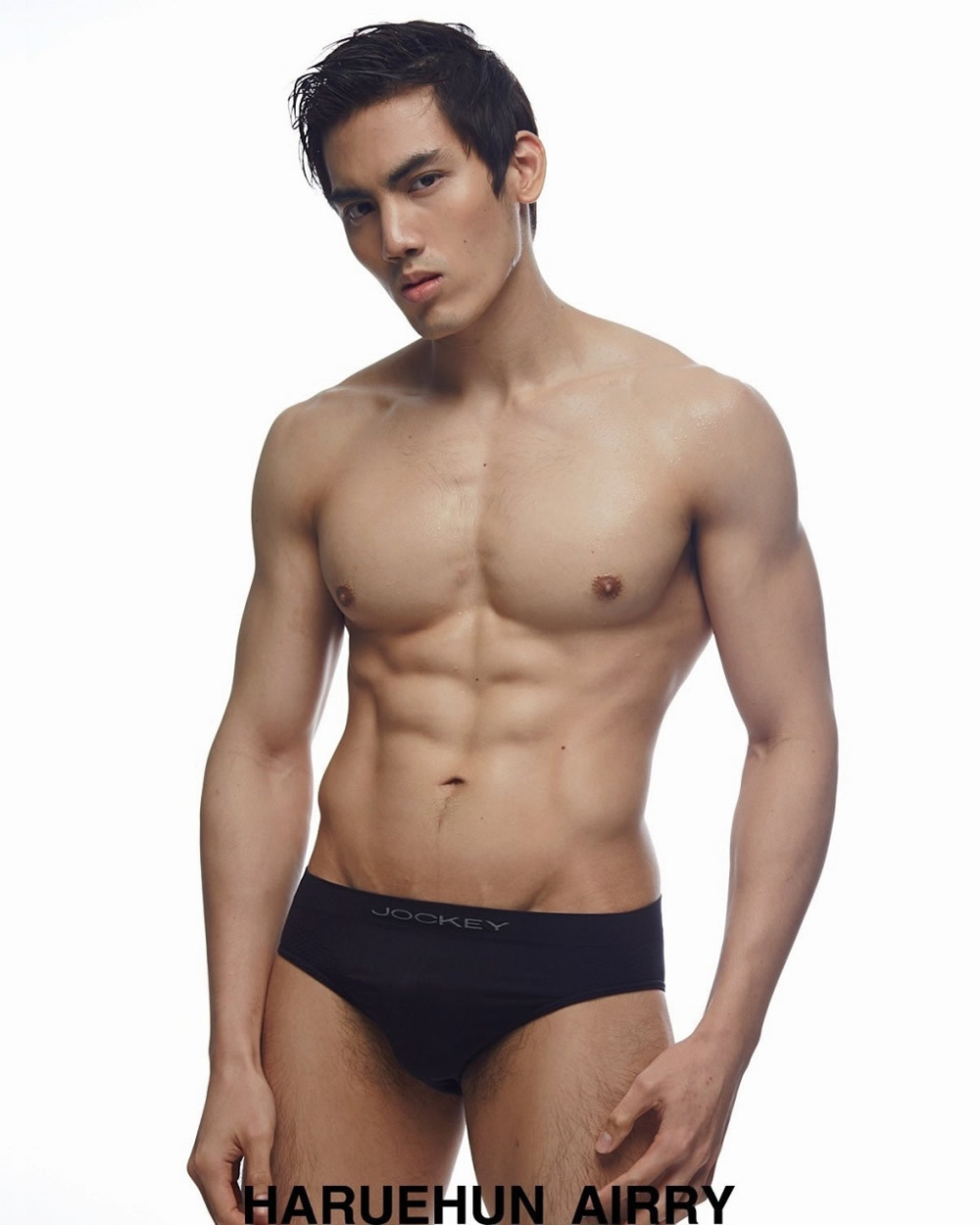 泰国肌肉男模Ben T. （Ben Ponwadee）