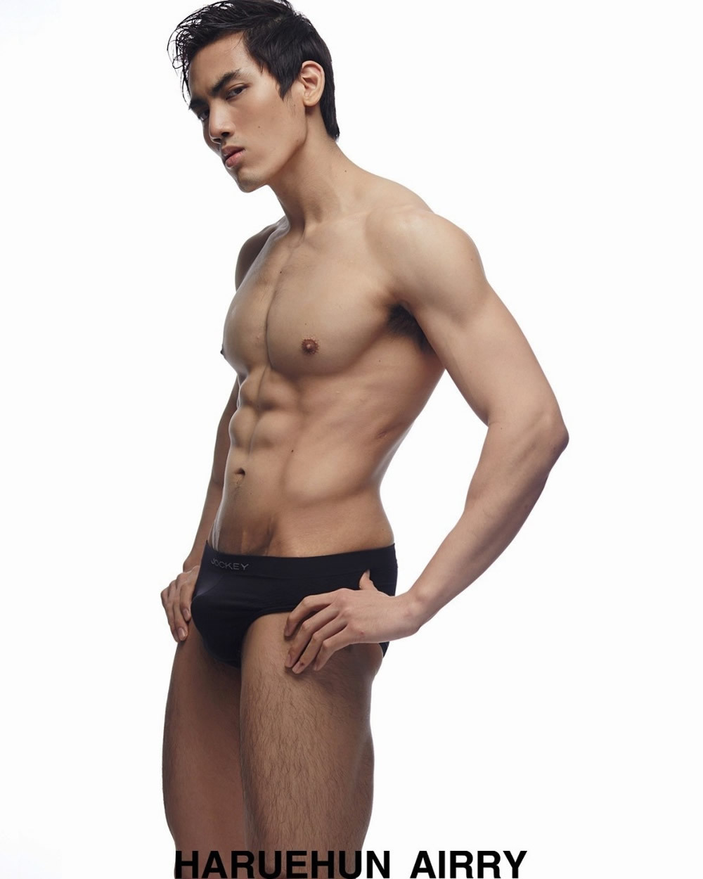 泰国肌肉男模Ben T. （Ben Ponwadee）
