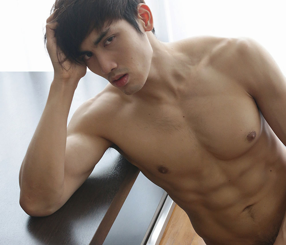 泰国肌肉男模Ben T. （Ben Ponwadee）