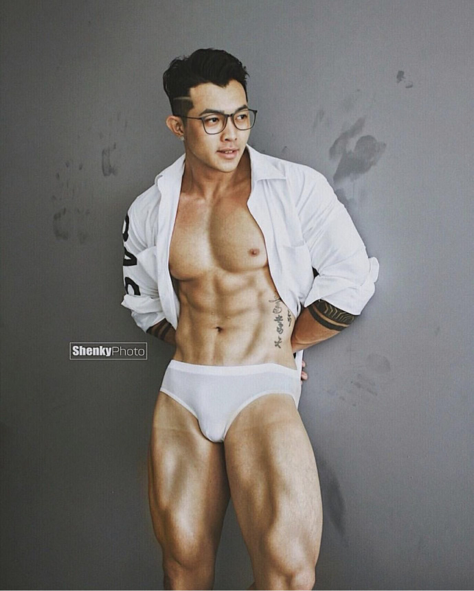 越南肌肉男模肌肉帅哥Jeremy Ph?m