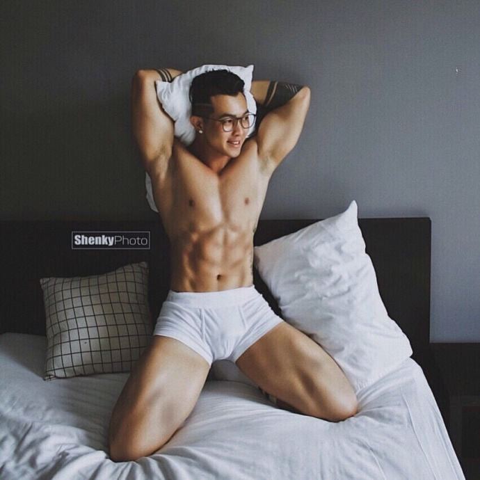 越南肌肉男模肌肉帅哥Jeremy Ph?m
