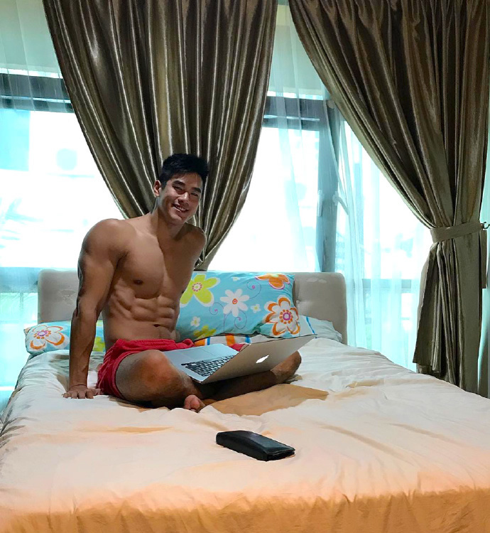 亚裔肌肉男模 Alex Chee