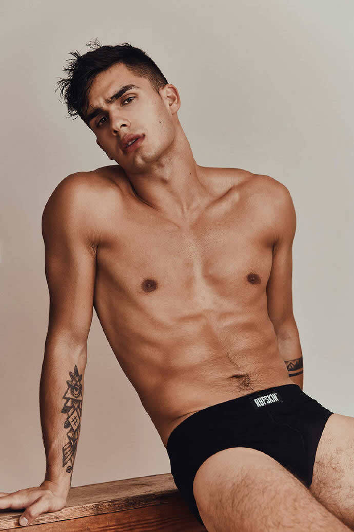 欧美肌肉男模Nathan Maillard