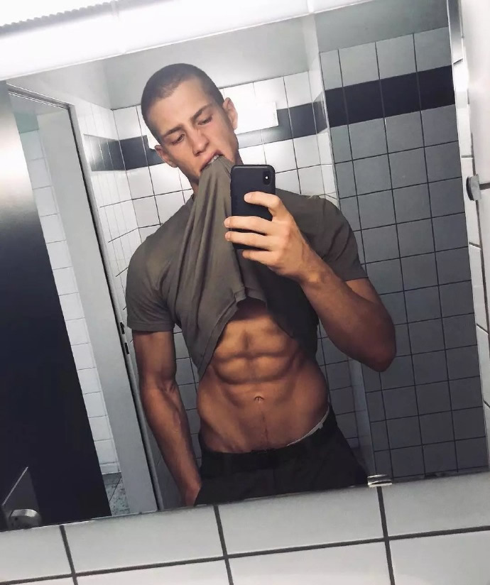 奥地利男模Augusta Alexander 网红肌肉男小鲜肉