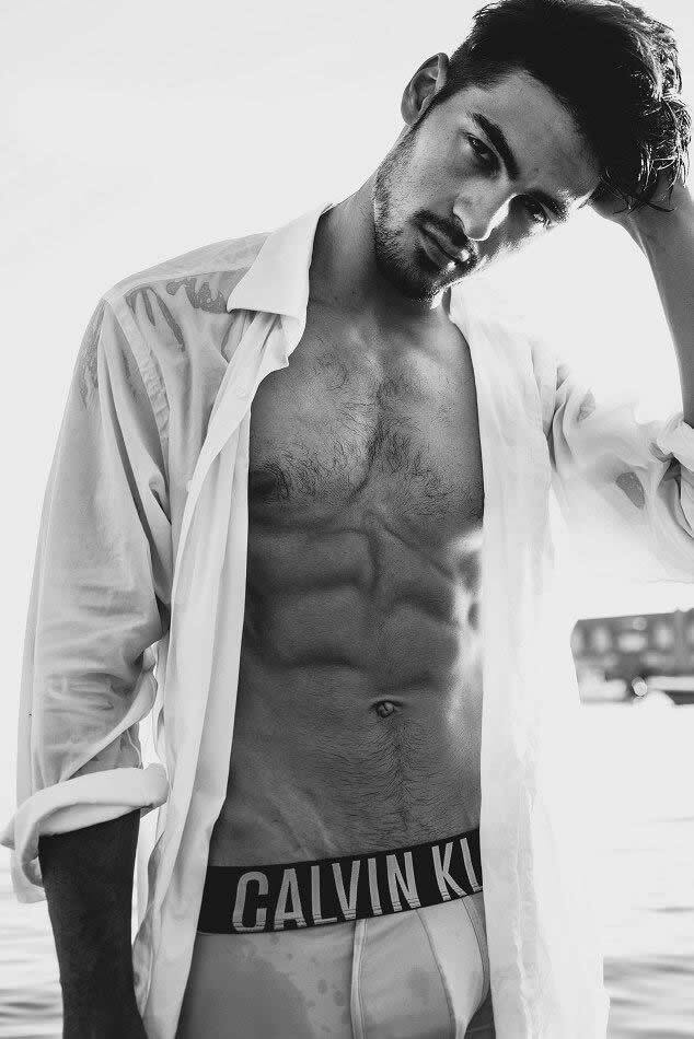 雕塑般的肌肉男模健身帅哥Adrian Rafael