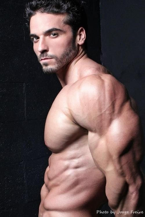 意大利健身教练肌肉帅哥Domenic Mazzella