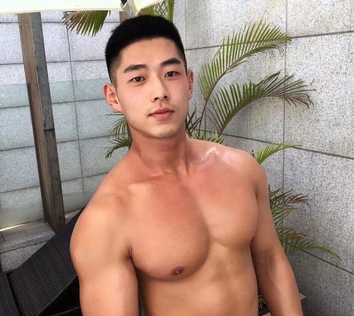 天菜肌肉帅哥，想不想要？小鲜肉肌肉男-大壹博客
