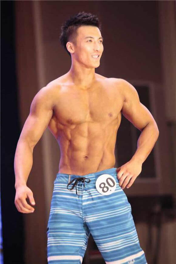 中国肌肉帅哥 河北廊坊健身肌肉男秦川