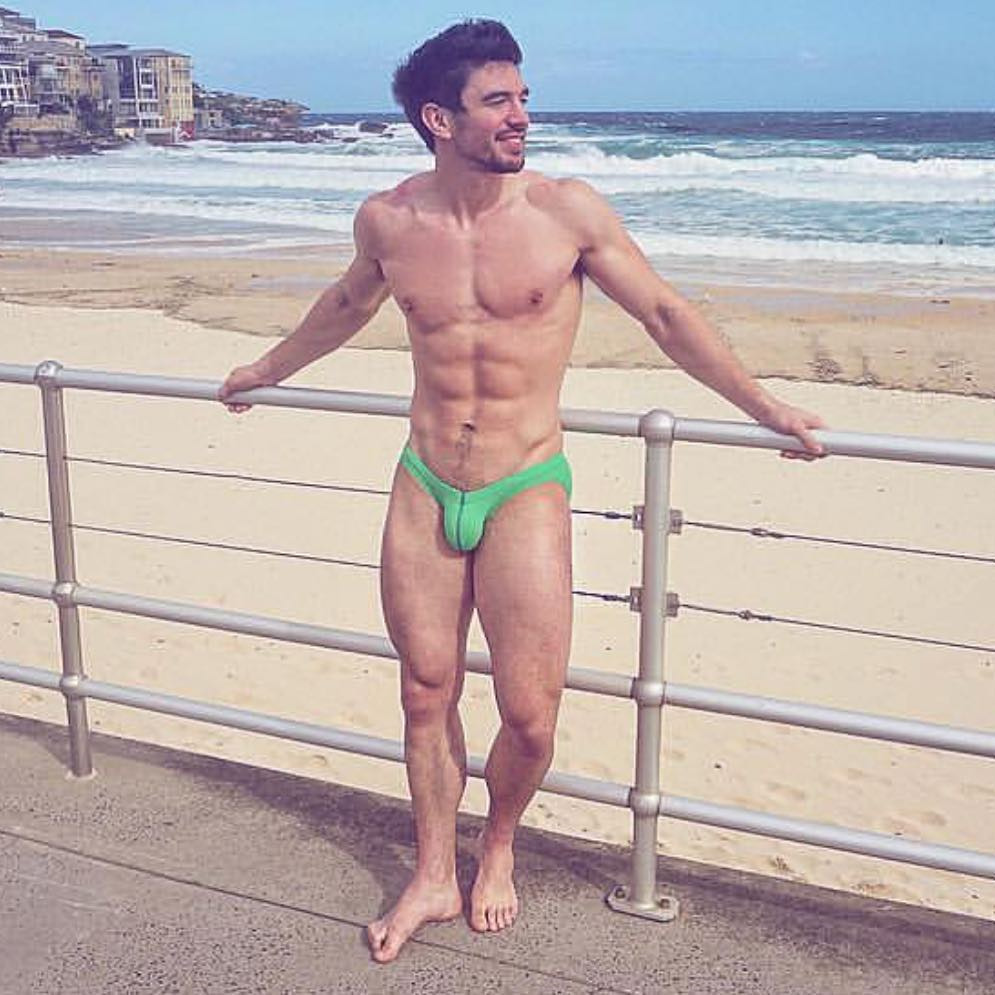 首位出柜乡村音乐男星 村攻Steve Grand