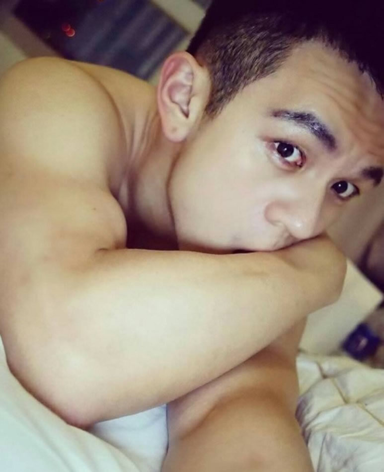台湾帅哥LeeMingTa李明達 超级萌的搞怪肌肉帅哥