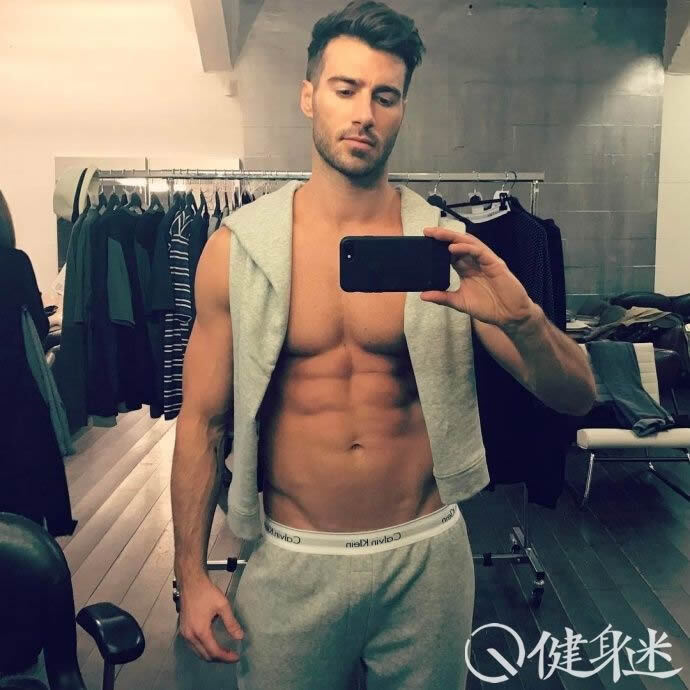 美国肌肉男模Justin Clynes