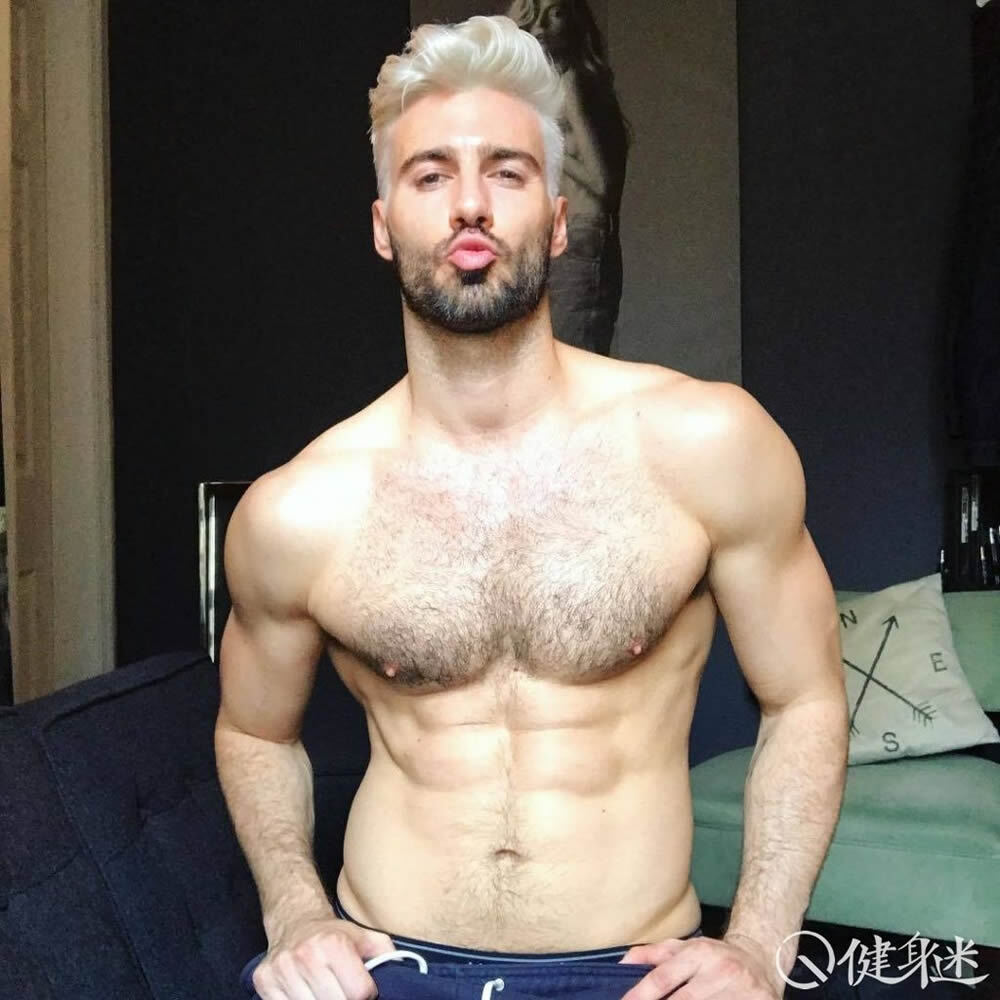 美国肌肉男模Justin Clynes