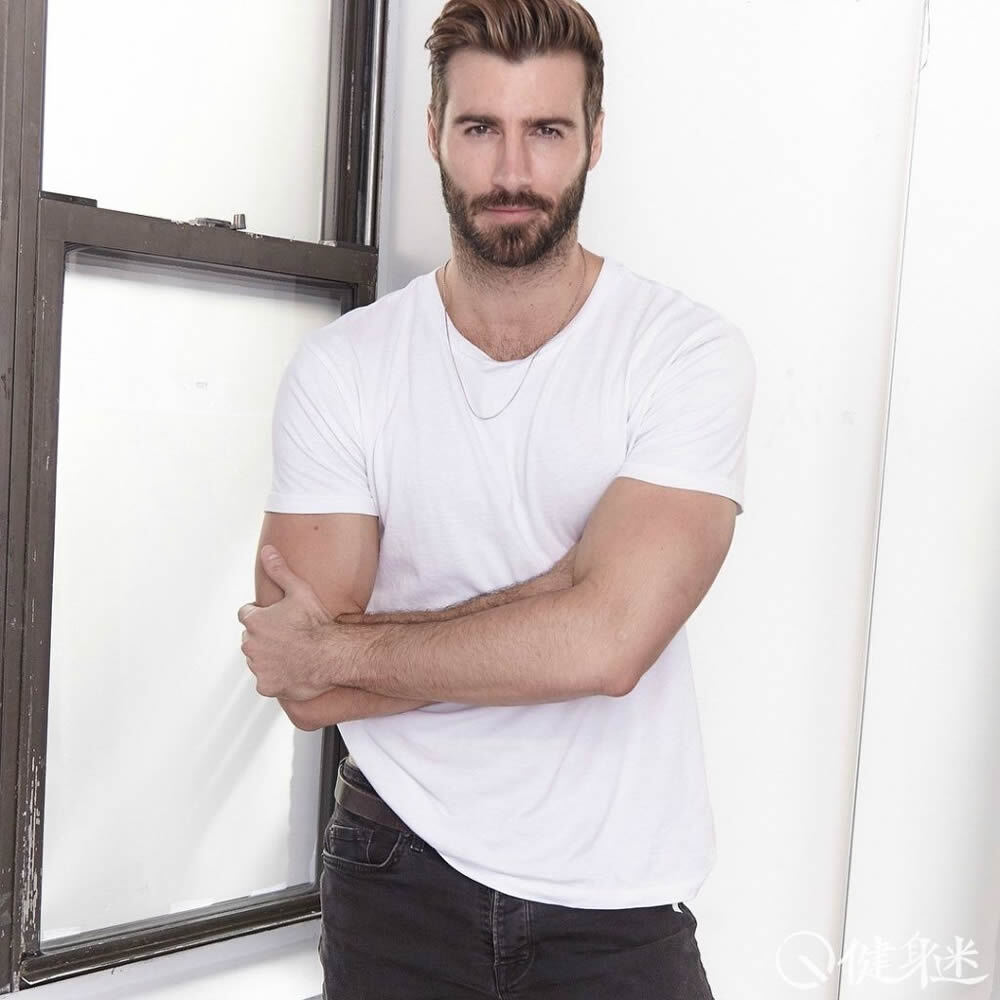 美国肌肉男模Justin Clynes