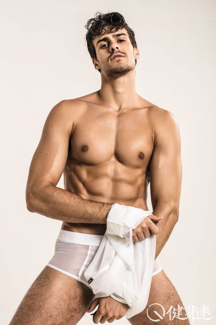巴西肌肉男模Leonardo Dinali