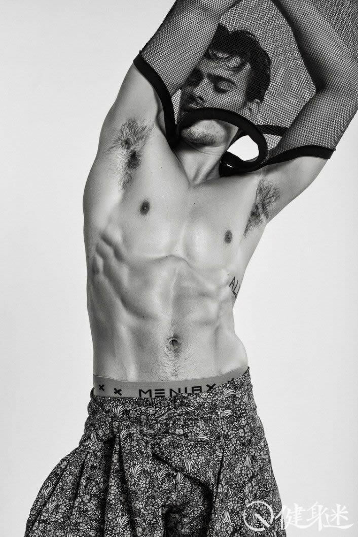 巴西肌肉男模Leonardo Dinali