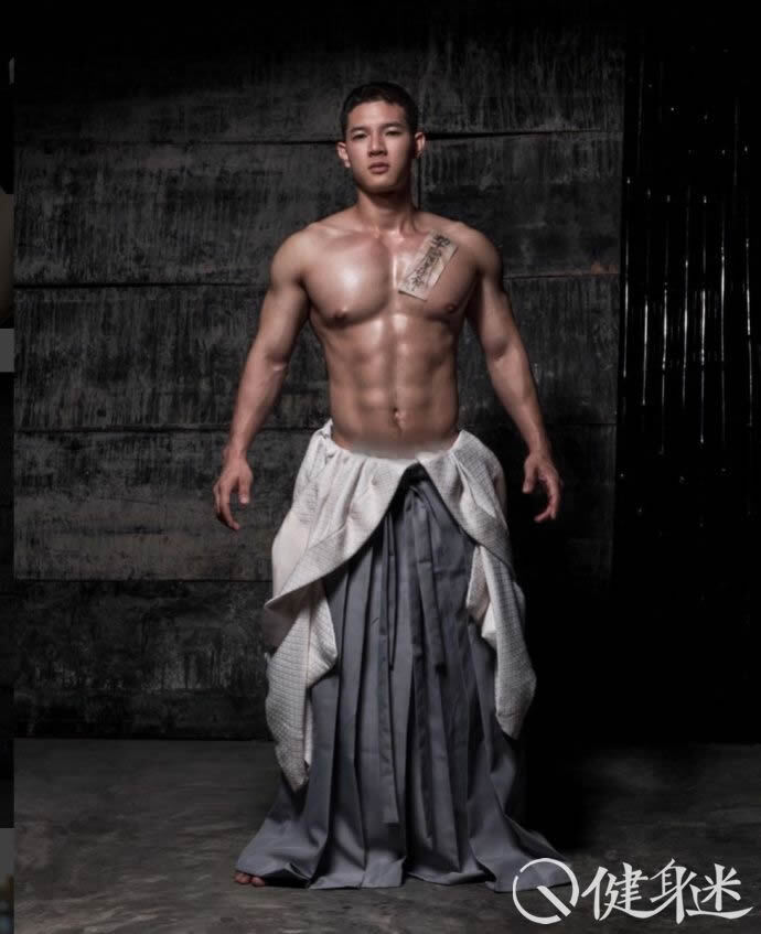 泰国飞机地勤肌肉男sonic 泰国肌肉男模
