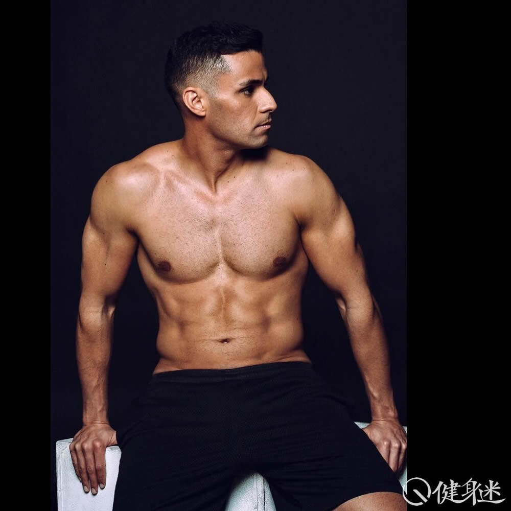 来自太平洋岛国的肌肉男 汤加旗手Pita Taufatofua