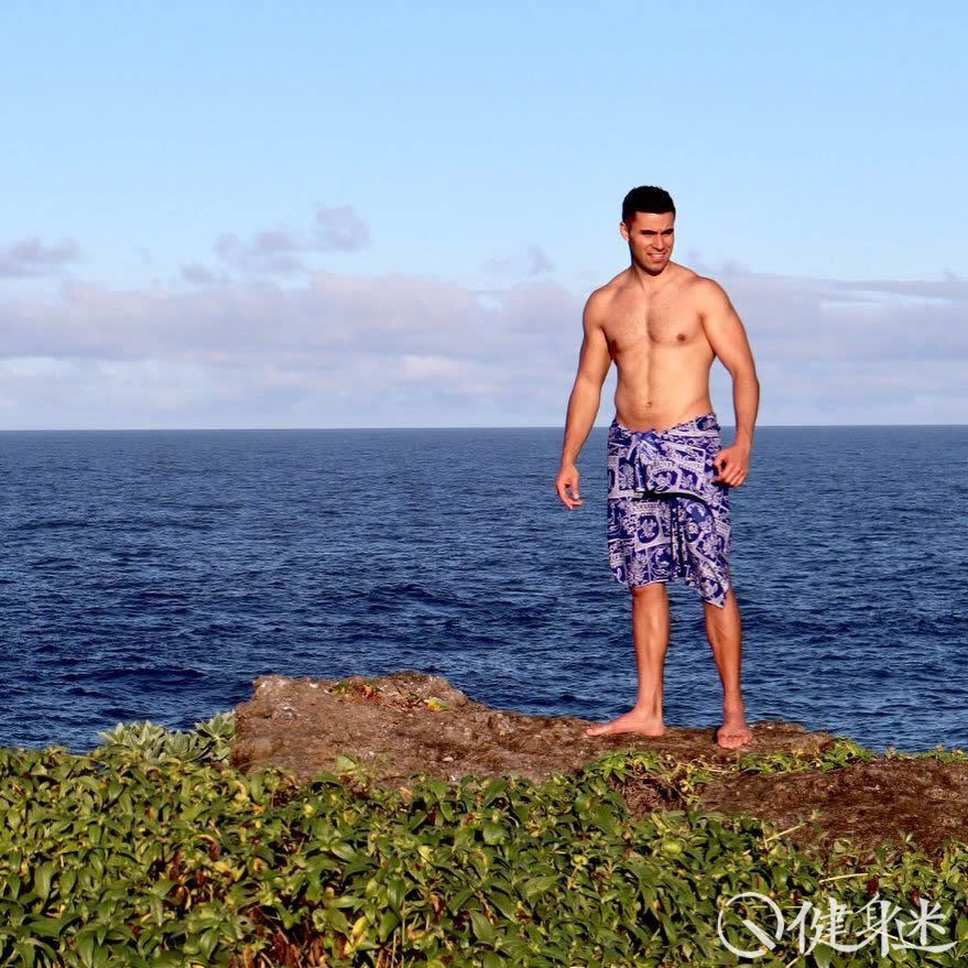 来自太平洋岛国的肌肉男 汤加旗手Pita Taufatofua