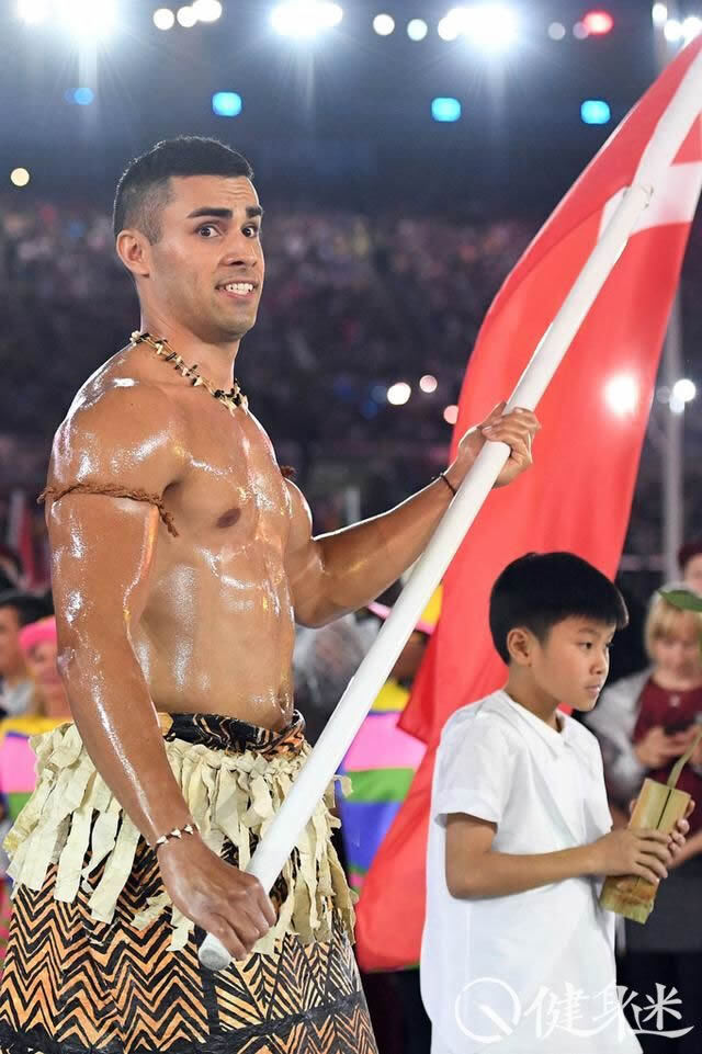 来自太平洋岛国的肌肉男 汤加旗手Pita Taufatofua