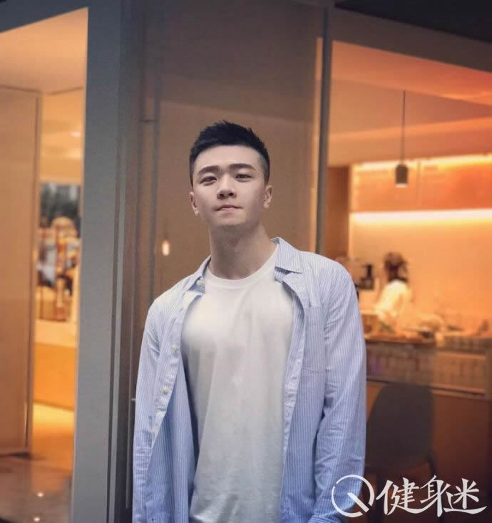 中国国产小鲜肉肌肉男WANYUKIN 小奶狗