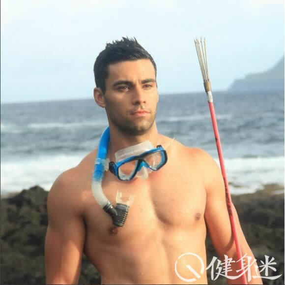 来自太平洋岛国的肌肉男 汤加旗手Pita Taufatofua