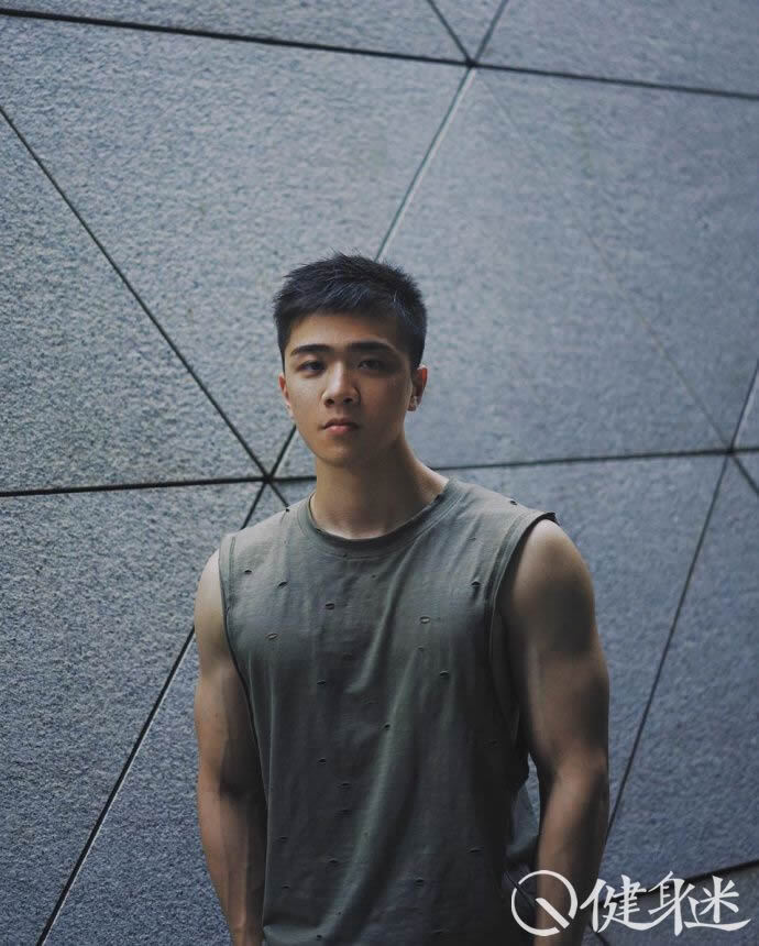 中国国产小鲜肉肌肉男WANYUKIN 小奶狗