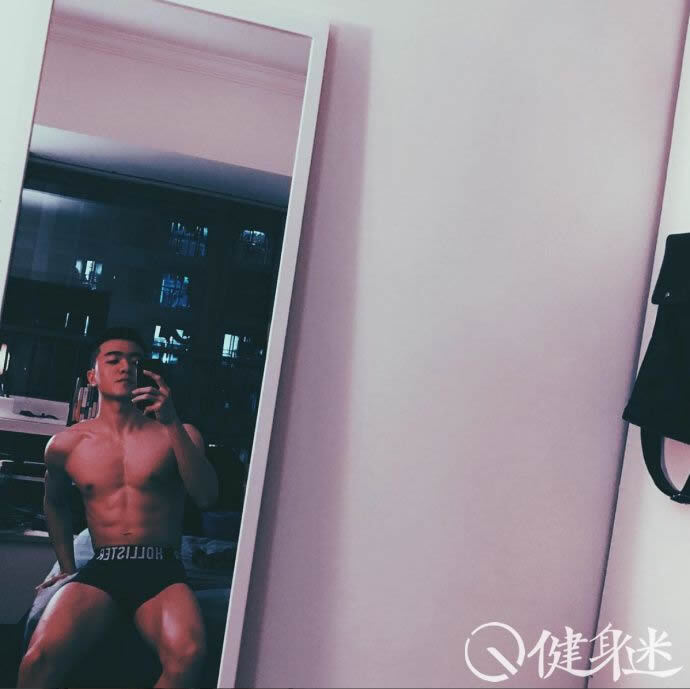 中国国产小鲜肉肌肉男WANYUKIN 小奶狗