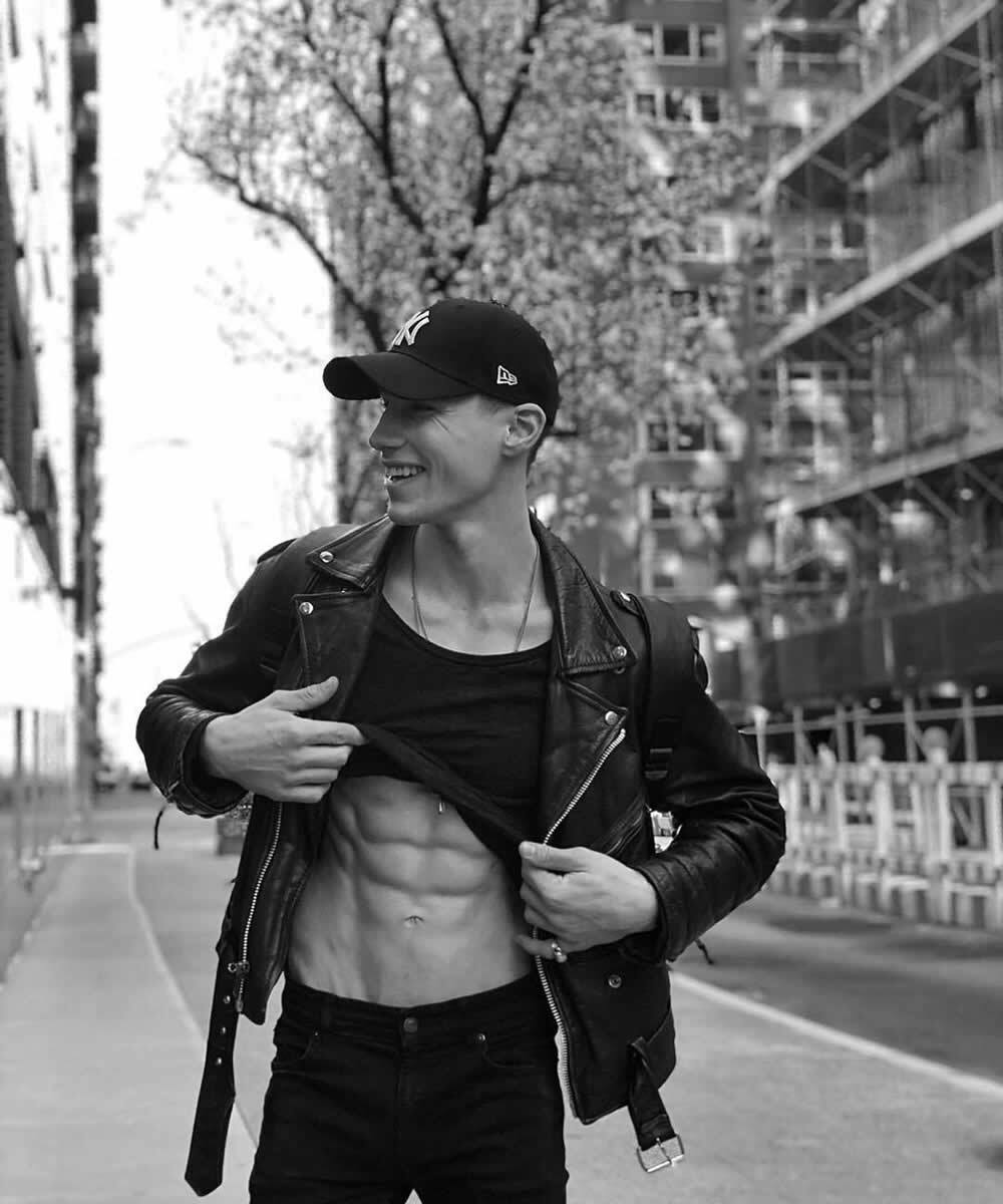 来自奥地利的网红男模Augusta Alexander