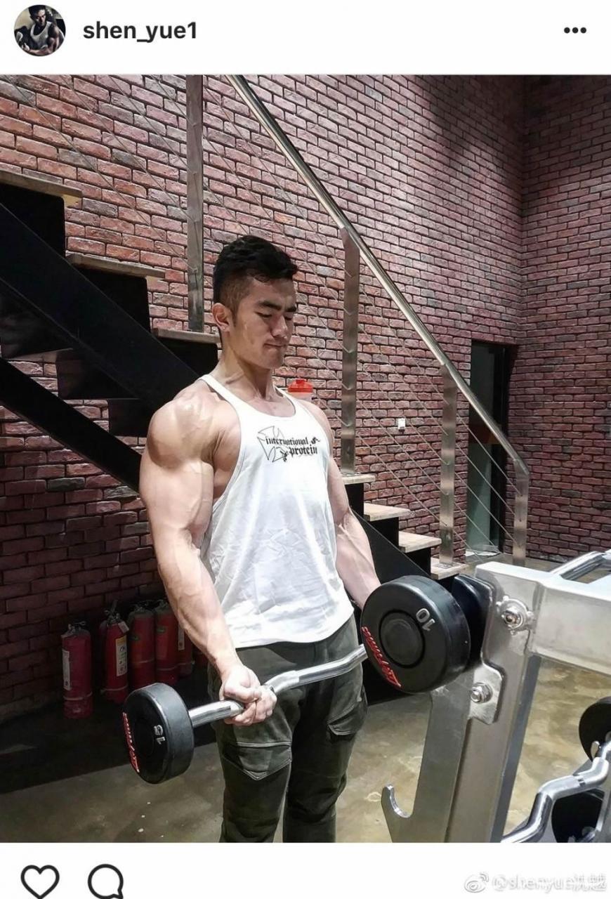 中国国产肌肉帅哥沈越 健身肌肉高颜值44cm臂围