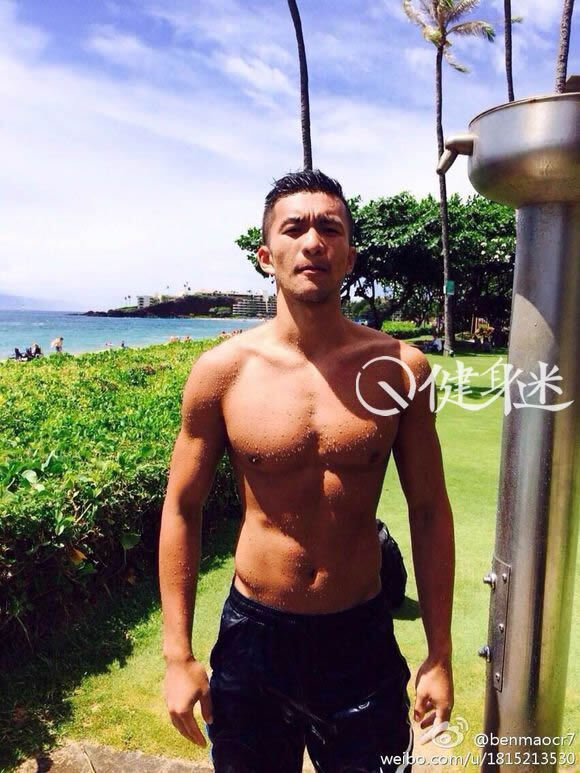 中国超模毛元勋 尽显阳刚男性之性感