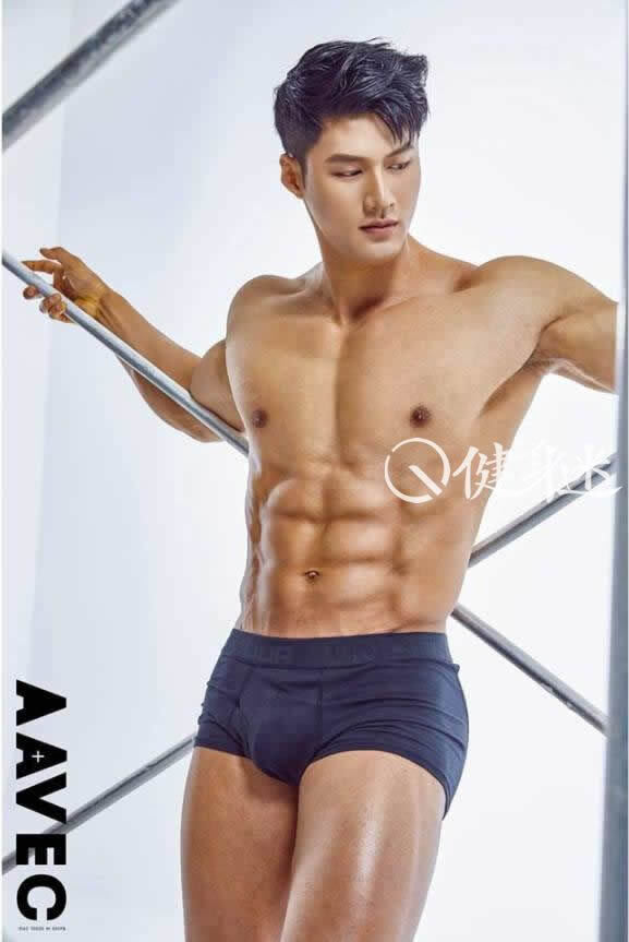 来自韩国的国际先生李承焕 韩国肌肉男模