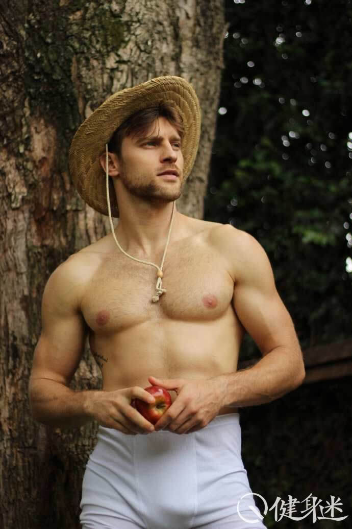 巴西男模Vinicius Piccoli 南美肌肉男模