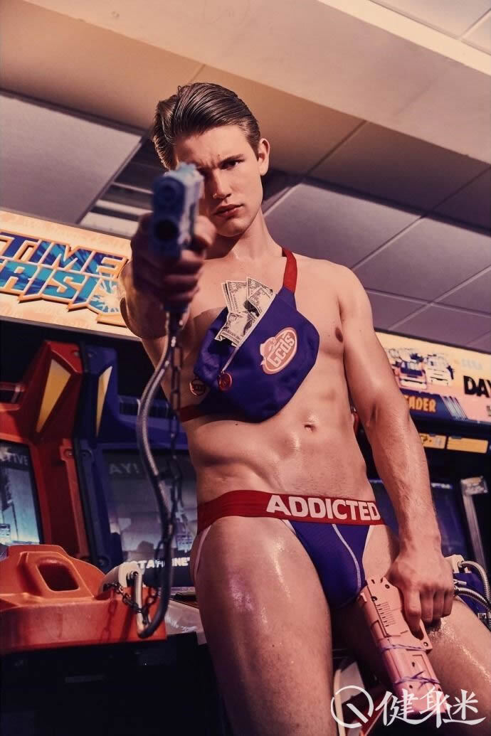 “花花公子”Paddy Mitchell登Desnudo Homme