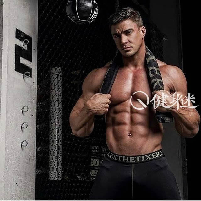 南非肌肉男模 完美身材健身模特Jaco De Bruyn
