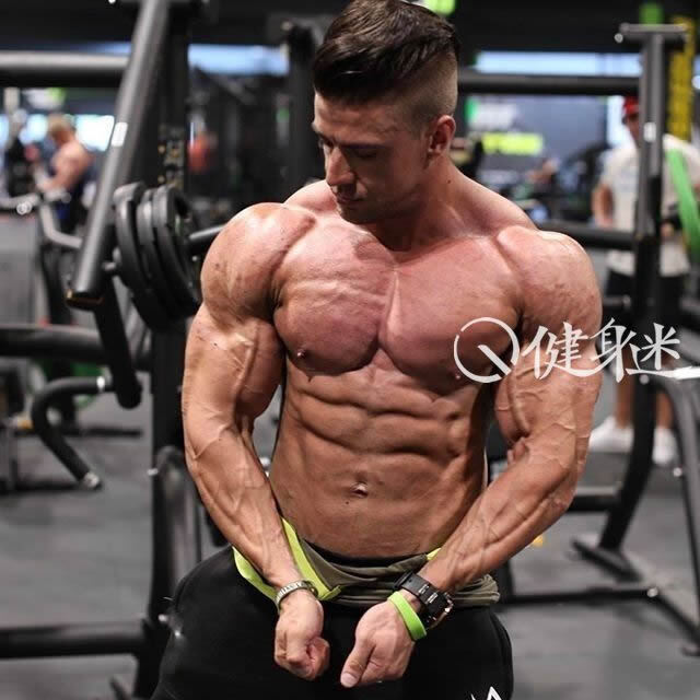 南非肌肉男模 完美身材健身模特Jaco De Bruyn