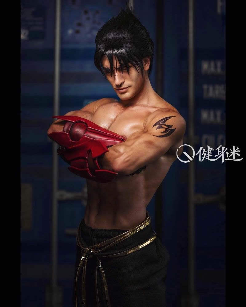 意大利肌肉帅哥Leon Chiro大神cosplay风间仁-大壹博客