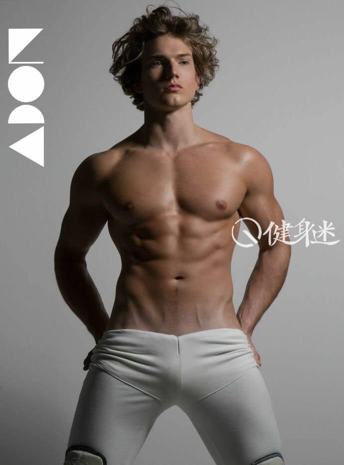 芬兰高冷肌肉男模Benjamin Ahlblad肌肉写真
