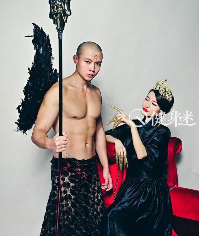 前天安门警卫支队帅哥付利智肌肉写真