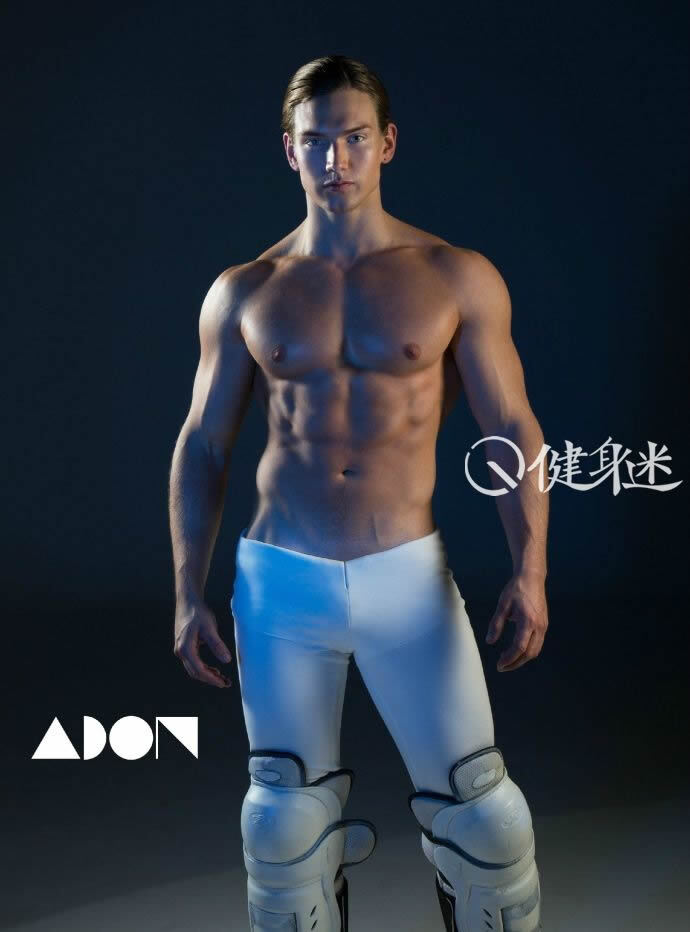 芬兰高冷肌肉男模Benjamin Ahlblad肌肉写真