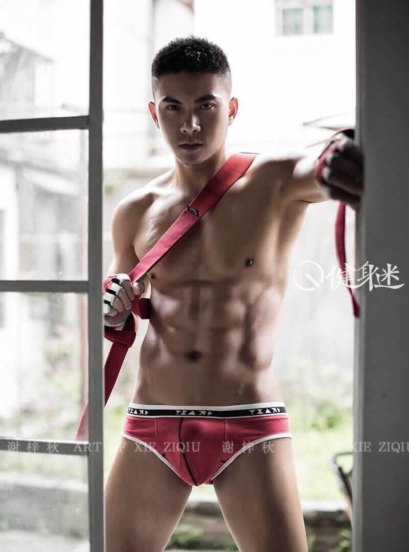 墨立方模特肌肉男模汉男david写真色遇