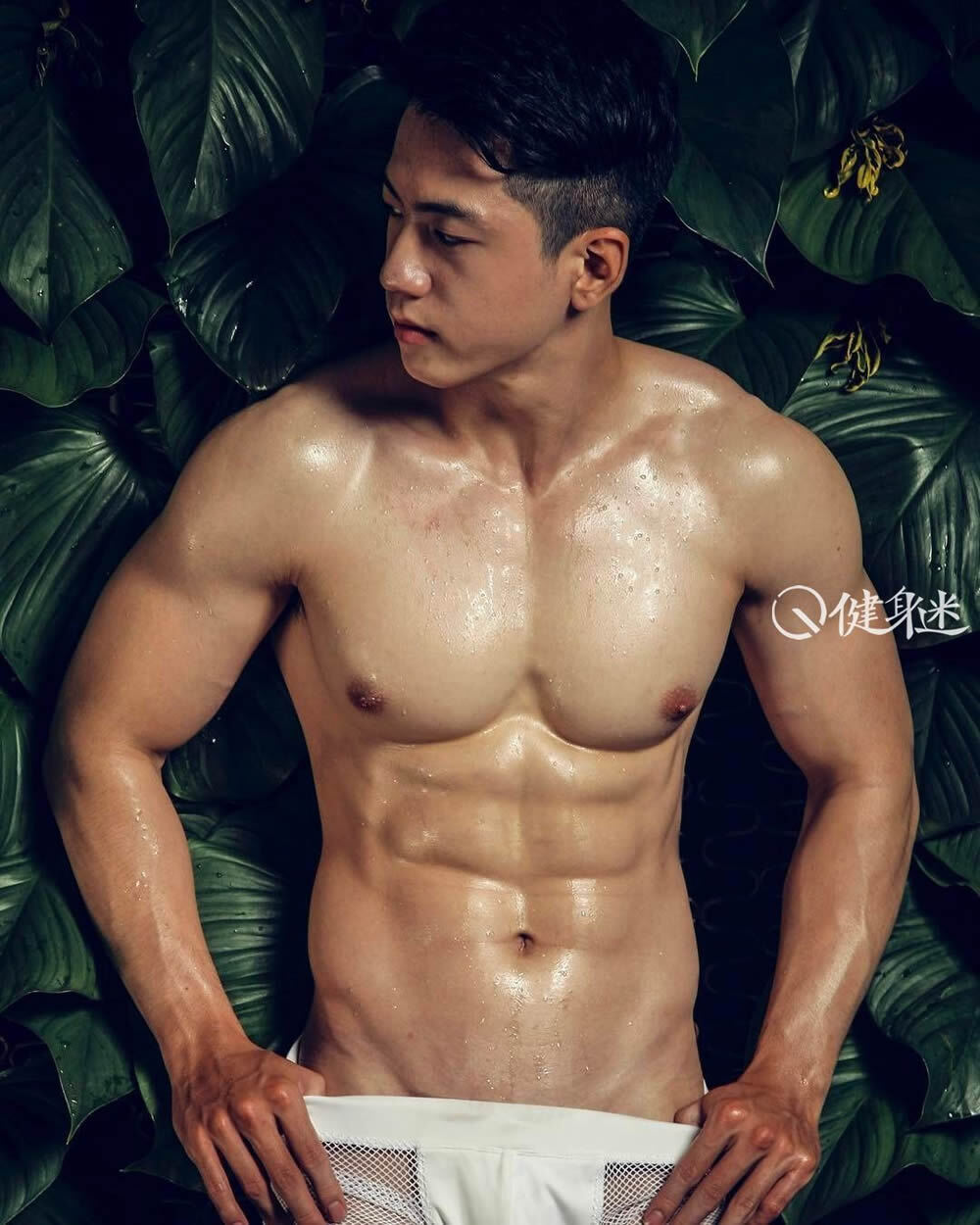 90后越南肌肉男模健身教练Datdang Quoc