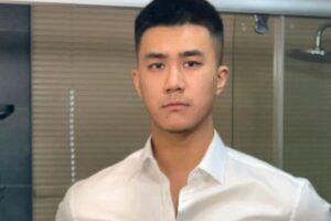 寸头黑皮肌肉小狼狗，黑袜很上头哦-大壹博客