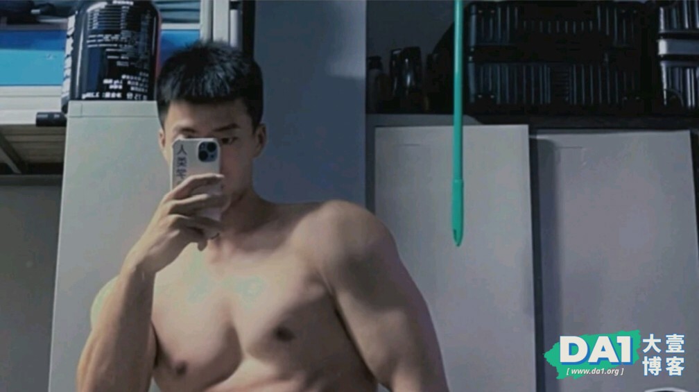被这枚体育学院的肌肉型男圈粉了-大壹博客