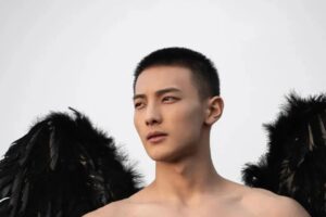寸头肌肉小狼狗火了,网友:就是馋他的身子!-大壹博客