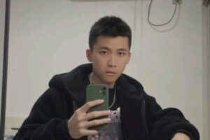 爱自拍的白袜鲜肉帅哥-大壹博客