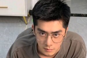 这枚爱做家务的鲜肉帅哥有点可爱哦-大壹博客