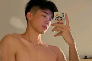 胸肌健壮的鲜肉大男孩，有点帅哦-大壹博客