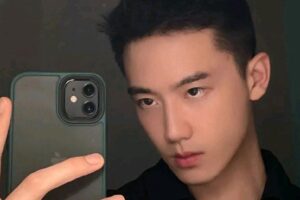眉眼精致的帅气小哥哥,网友:第一眼就心动了!-大壹博客