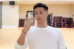 爱健身的肌肉帅哥,好养眼-大壹博客